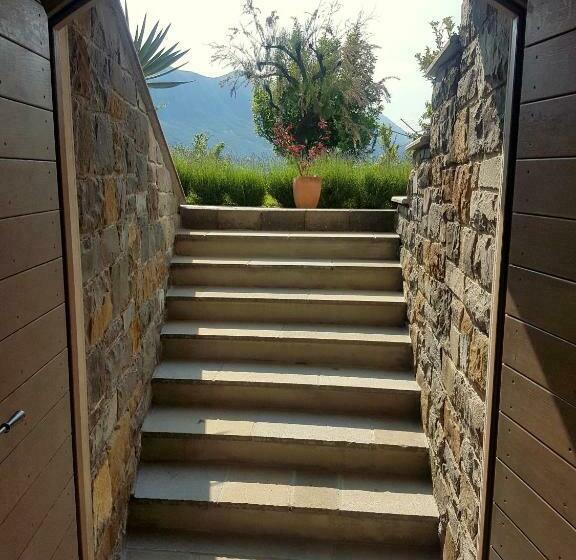 پانسیون Wine Cellar Room