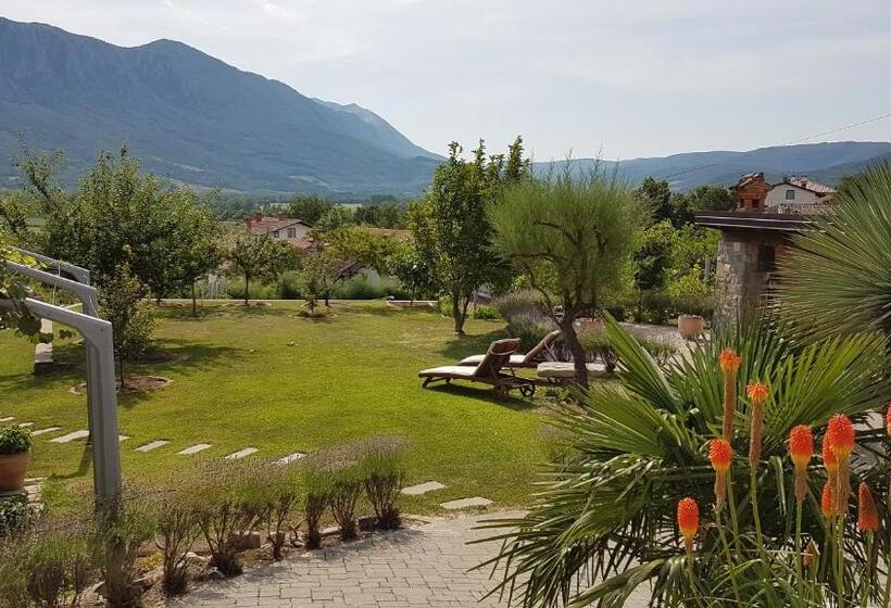 پانسیون Wine Cellar Room