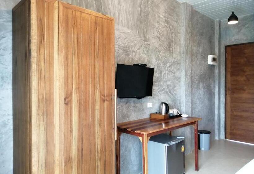 استراحتگاه Jr Place