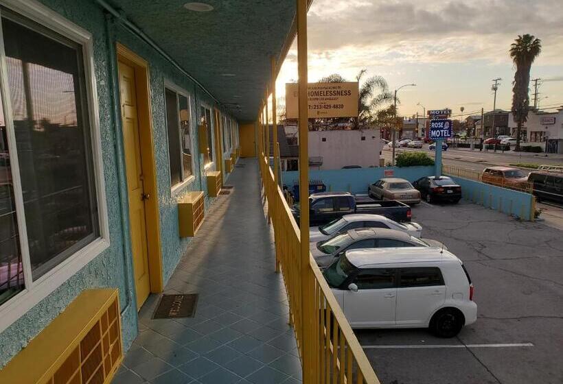 Rose Motel