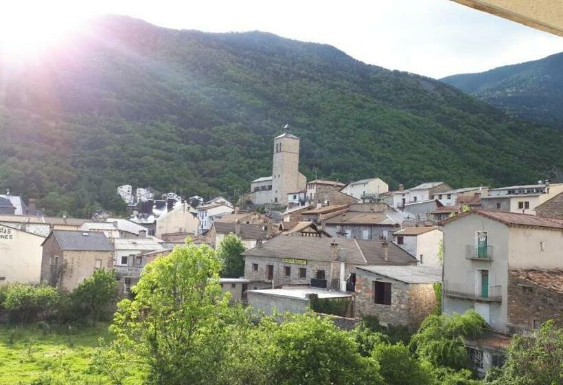 호스텔 Biescas San Roque