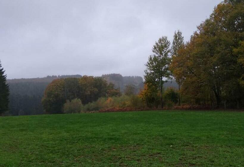 فندق صغير La Bourgseigneurie