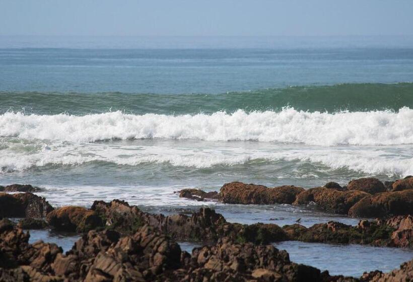 Beach Break B&b   Deluxe Suites