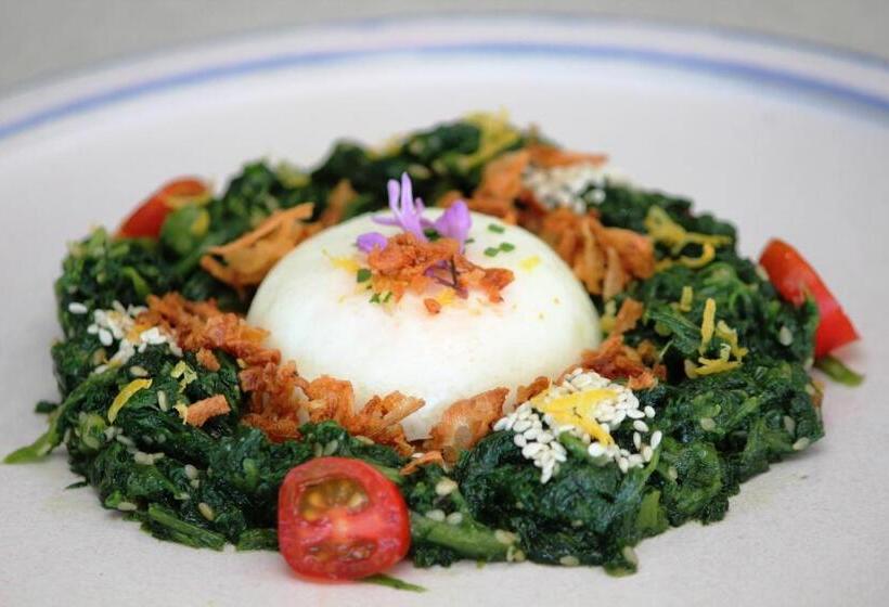 Beach Break B&b   Deluxe Suites