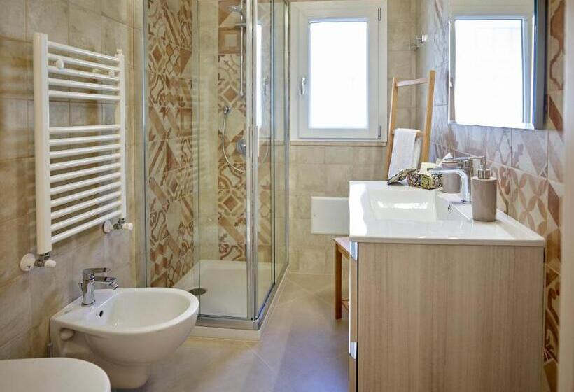 住宿加早餐  Al Chiaro Di Luna