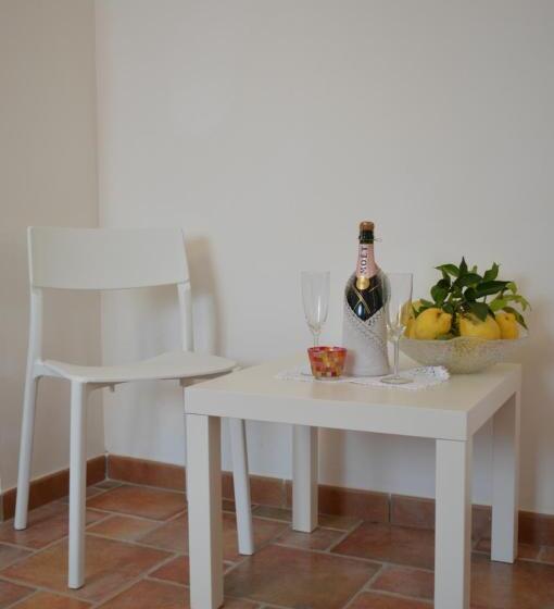 مبيت وإفطار Baia Della Serenità