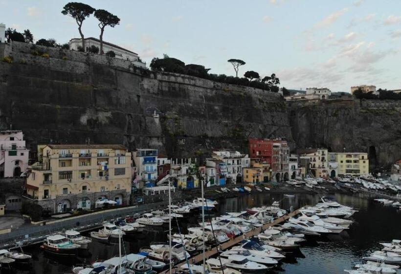 مبيت وإفطار Baia Della Serenità