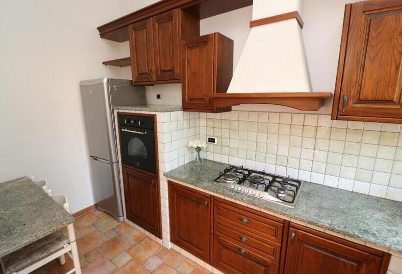 مبيت وإفطار Baia Della Serenità