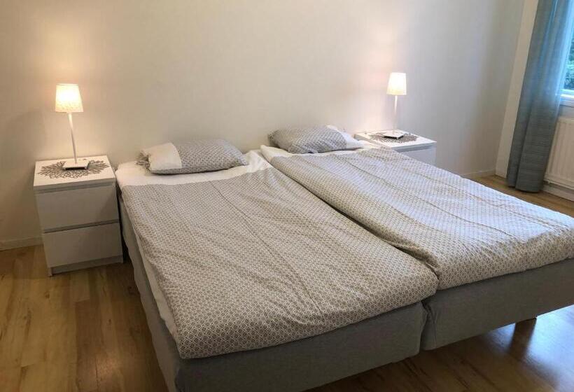 ベッドアンドブレックファースト Bergåsa Bed & Kitchen Drängsered