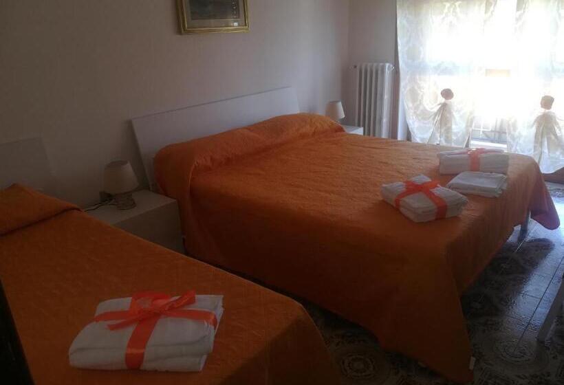 Bed and Breakfast Domus Hera