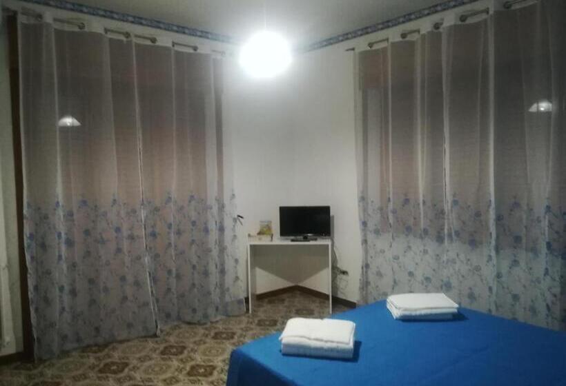 Bed and Breakfast Domus Hera