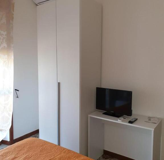 Bed and Breakfast Domus Hera