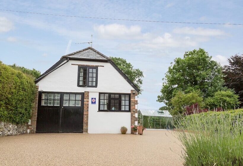 مبيت وإفطار Guest Suite At 31 Little England