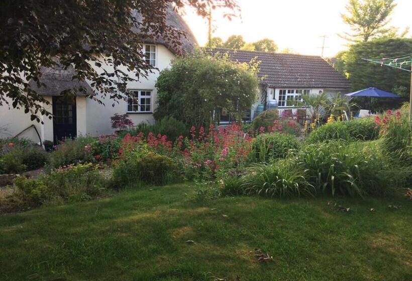 مبيت وإفطار Guest Suite At 31 Little England