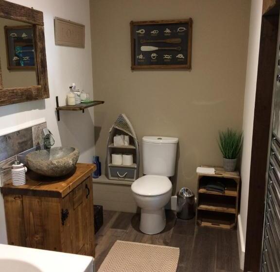 مبيت وإفطار Guest Suite At 31 Little England