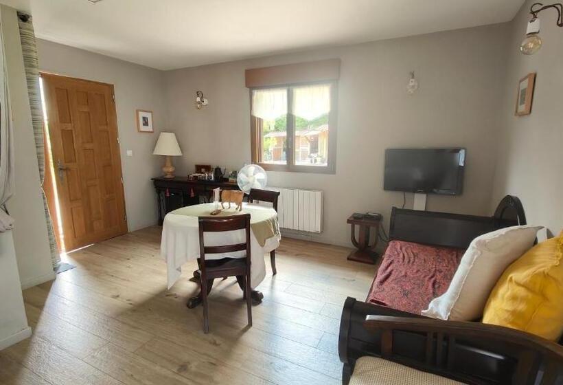 Bed and Breakfast L Herbe Aux Vaches