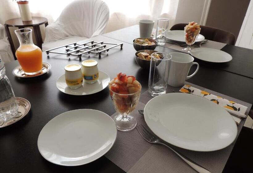 住宿加早餐  Le Jardin Du Puits