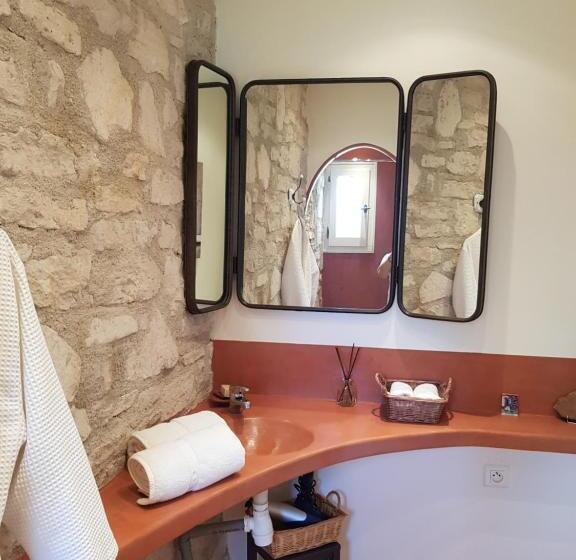 مبيت وإفطار Les Néfliers Chambre D Hôtes