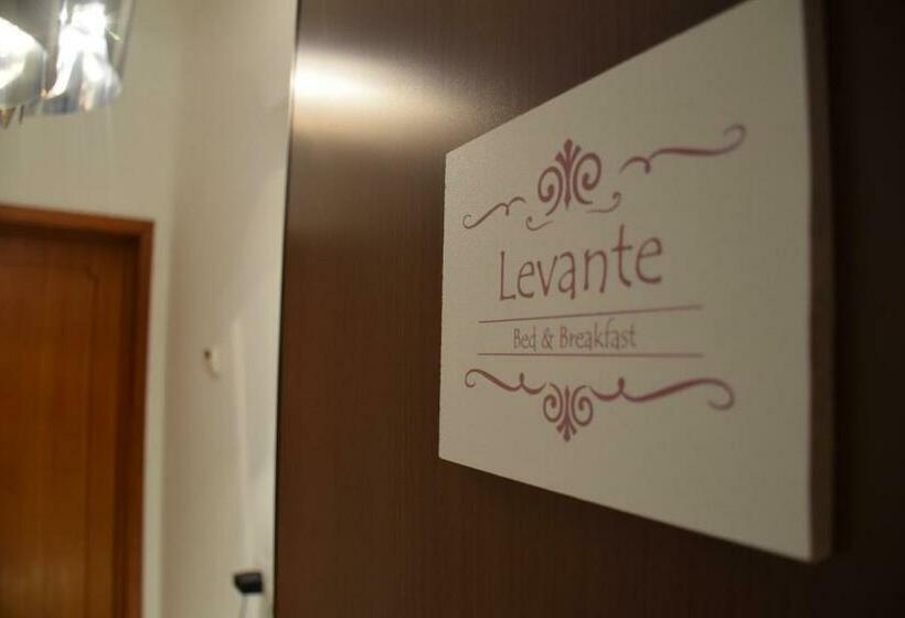 住宿加早餐  Levante