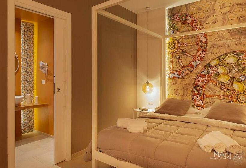 צימר Marla S Boutique Rooms