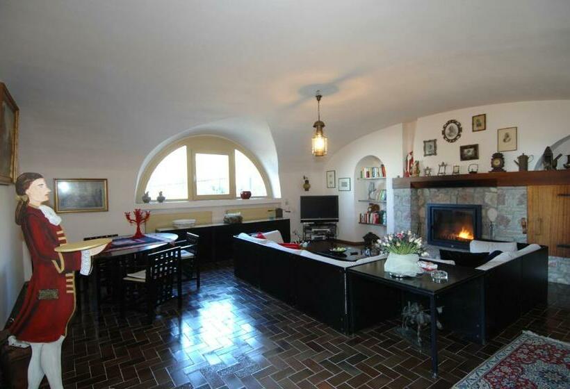 住宿加早餐  Mirabilia