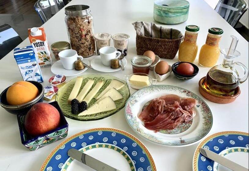 Bed and Breakfast Palm Maresme Suite With Bathroom And Living Room And Terrasse With Ocean Views In A Private Villa