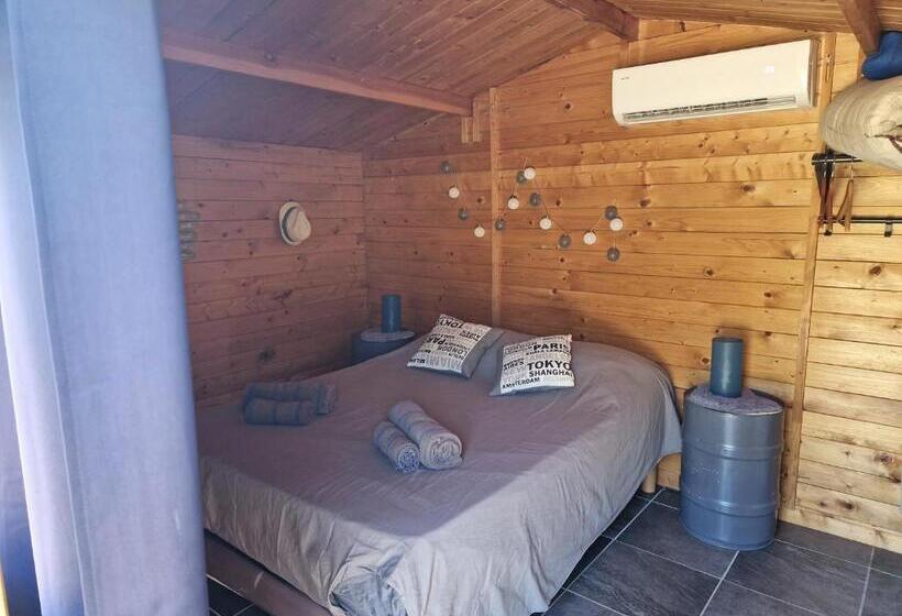 مبيت وإفطار Locations Insolites Vie En Plein Air Cabane Et Tipi Bastide Bellugue Maison D Hôtes Reseau Bienvenue