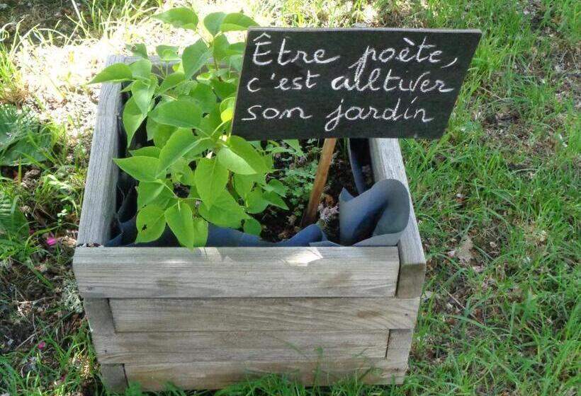 مبيت وإفطار Presbytère D Arpentian