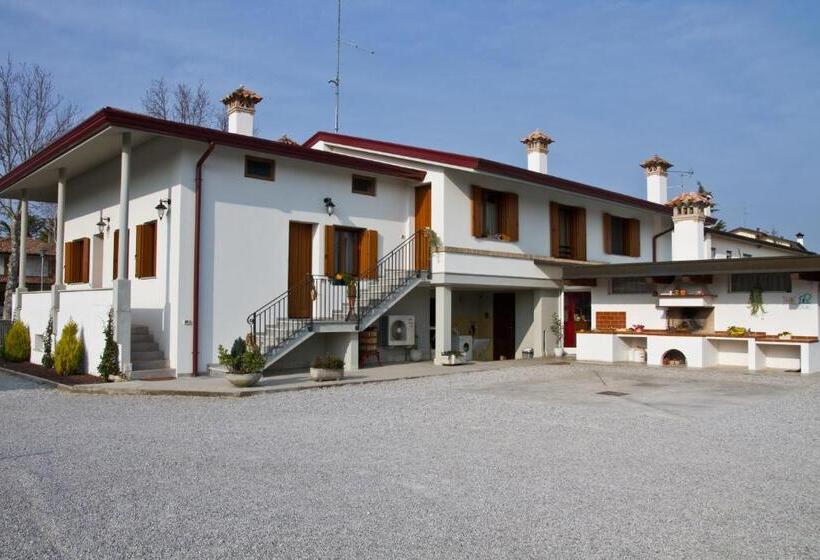 호텔 Agriturismo Ballaminut