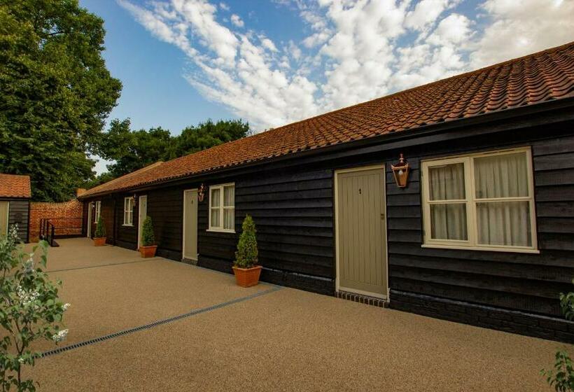 هتل The Cherry Tree Rochford