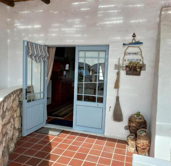 بنسيون Abalone Guesthouse