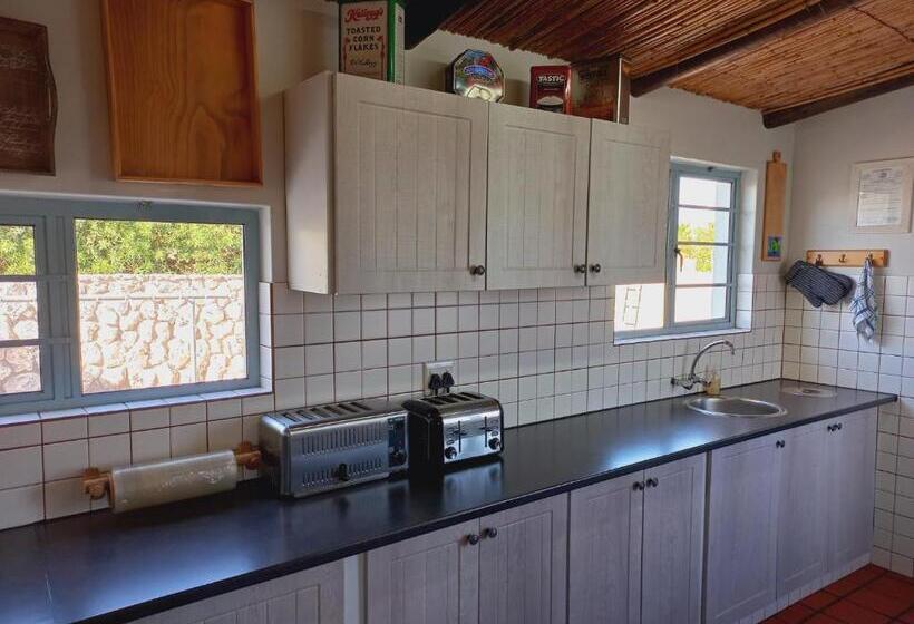 بنسيون Abalone Guesthouse