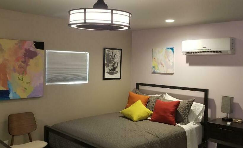 ペンション Best Little Guesthouse In Melrose! New Listing!