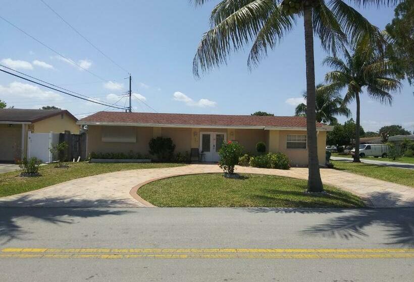 بنسيون Bon Soleil Stadium Guesthome