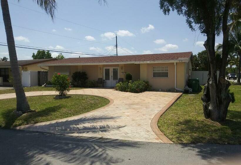 بنسيون Bon Soleil Stadium Guesthome