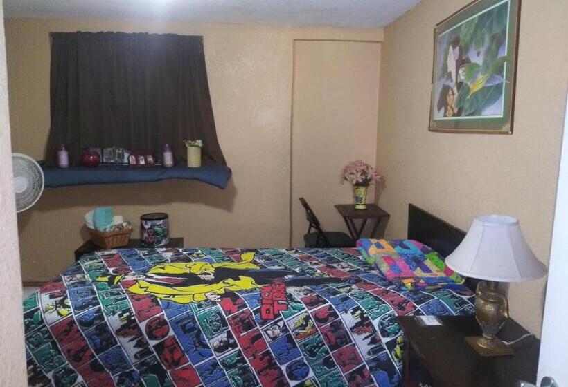 بنسيون Bon Soleil Stadium Guesthome