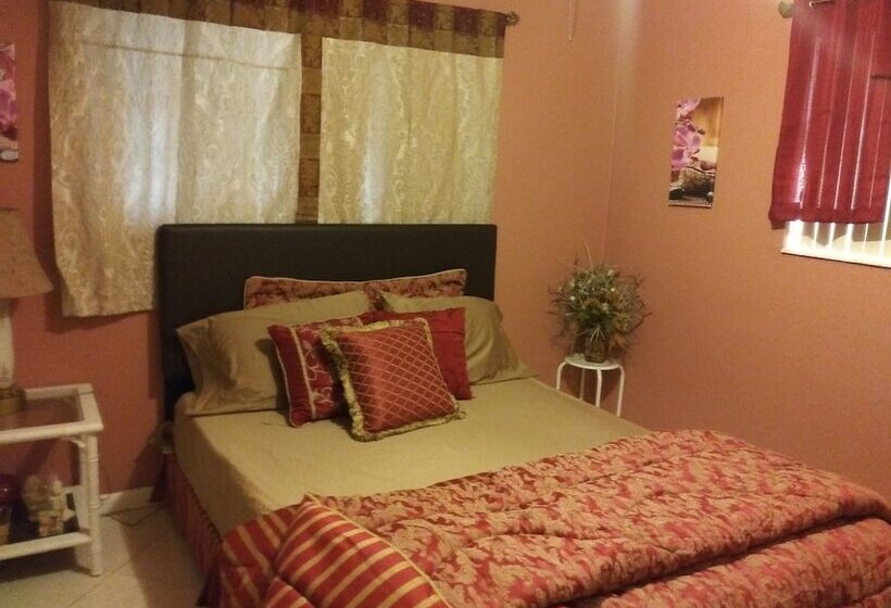 بنسيون Bon Soleil Stadium Guesthome