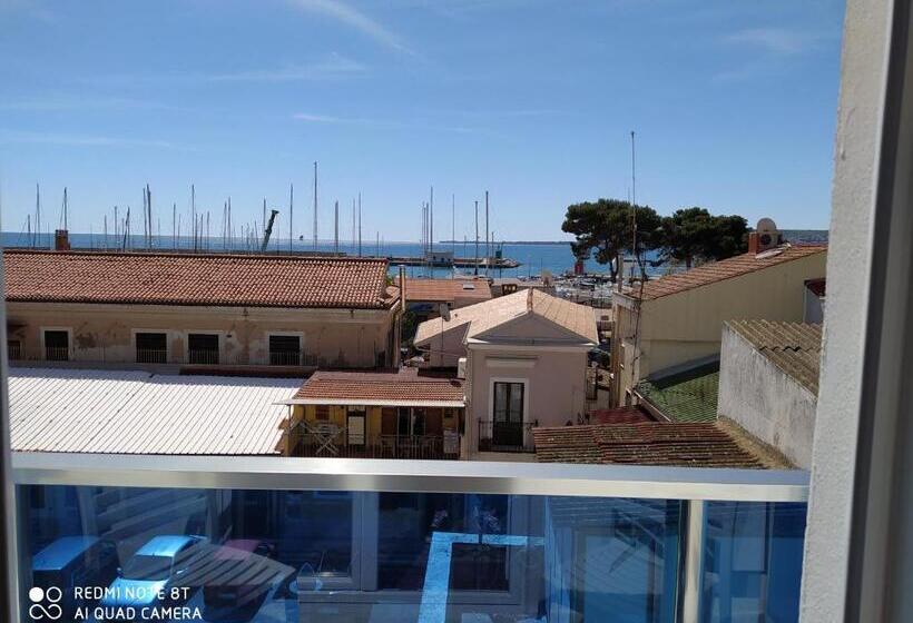 Pension Casa Privata Relax Piazza Maria Anania Vico N4