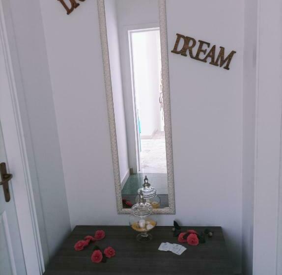 פנסיון Dimora Varchi