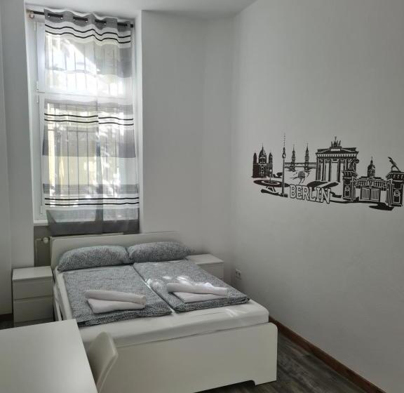 پانسیون Kiez Box Twentyforseven Private Room