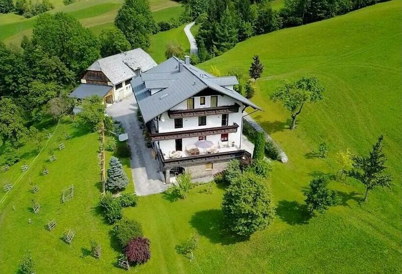 بنسيون Kornbranntgut Hieflau