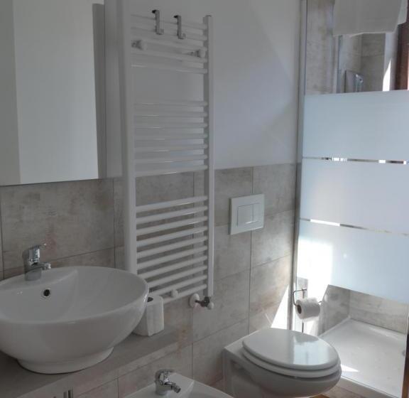 פנסיון La Tana Rooms