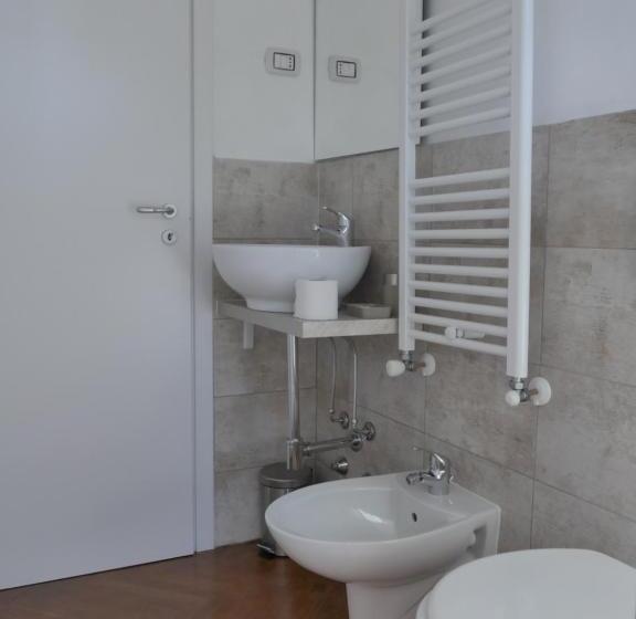 פנסיון La Tana Rooms