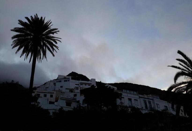 بنسيون Lagarto