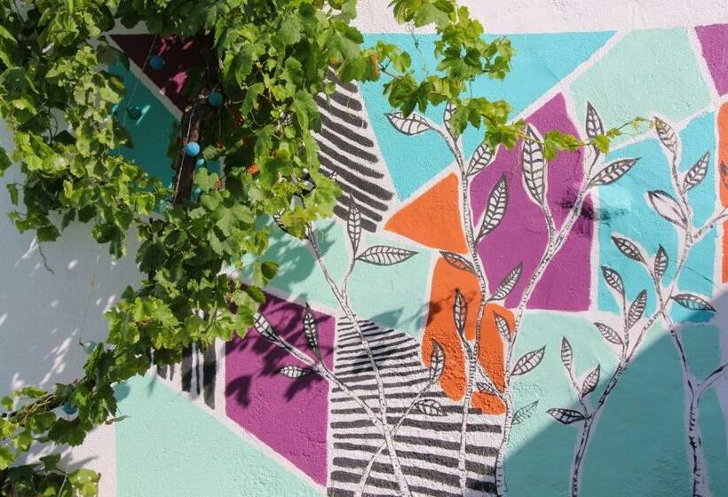 פנסיון Lameira Da Longra   Bohemian Artistic House & Coliving