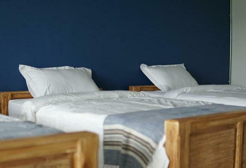 פנסיון Little Jasmine By The River