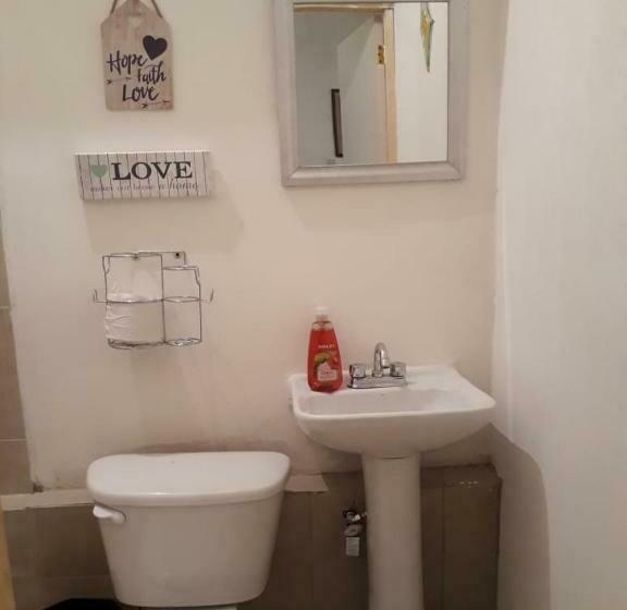 פנסיון Martha´s House