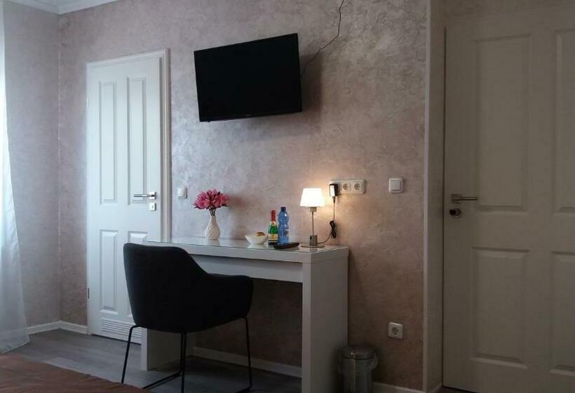 펜션 Müller Residenz Zur S Bahn Karlsfeld