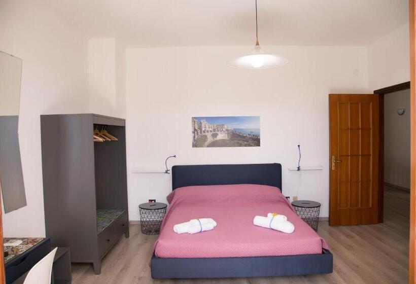 פנסיון Villa Vega