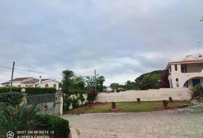 פנסיון Villa Vega